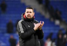 Mercato Lens : les Sang et Or accueillent leur cinquième recrue découvrez comment lens recrute 5 nouveaux talents pour renforcer son équipe. restez informé des dernières opportunités et innovations au sein du club.