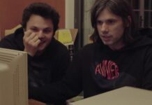Orelsan dévoile son nouveau documentaire percutant : “Ne laisse jamais cette armure entre les mains de quiconque”. découvrez le parcours fascinant d'orelsan à travers un documentaire inédit, entre coulisses, témoignages et confidences sur son ascension dans le rap français.