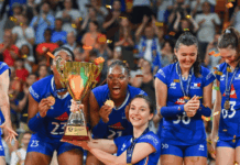 LdN (f) : Les Bleues remportent une victoire serrée au bout du suspense découvrez comment les bleues ont remporté une victoire serrée dans un match intense et rempli de suspense.
