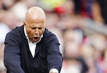 Liverpool : le grand soulagement de Slot après une victoire cruciale liverpool soulagé après une victoire clé qui relance ses ambitions en championnat. découvrez les réactions et analyses du match décisif.