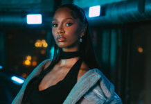 Ronisia répond à la déclaration d’amour d’Anyme : « Tu peux faire mieux que ça ! » découvrez la réponse de ronisia à anyme dans cette vidéo captivante où les deux artistes échangent leurs points de vue avec passion.