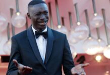 Khaby Lame se démultiplie pour 975 millions : quand l’IA magnifie le roi incontesté de TikTok découvrez comment khaby lame et l'intelligence artificielle collaborent pour valoriser 975 millions, alliant influence et innovation technologique.