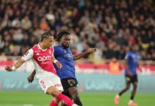 Ligue 1 : Nice et Monaco à égalité 0-0 à la mi-temps suivez le match en direct entre nice et monaco en ligue 1, avec un score de 0-0 à la mi-temps.