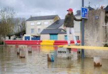 ASSE : Rocheteau optimiste quant à la montée en Ligue 1 jean-pierre rocheteau optimiste quant à la montée en ligue 1, exprimant sa confiance pour la réussite de l'équipe cette saison.