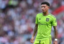 Mercato Manchester United : Jadon Sancho refuse de prolonger son contrat sancho refuse une prolongation de contrat avec manchester united, suscitant des spéculations sur son avenir au club.