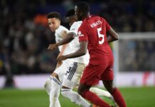 Liverpool : Konaté furieux après le penalty controversé découvrez la réaction de konaté, furieux après un penalty contre liverpool, et son impact sur le match.
