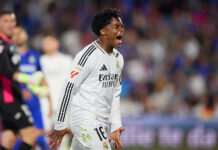 Mbappé fait taire l’Allianz Arena avec une performance éclatante ! kylian mbappé illumine l'allianz arena par une performance exceptionnelle, captivant les fans de football avec son talent et son dynamisme.