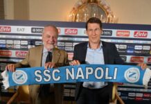 Naples : De Laurentiis envisage un geste inattendu en Italie naples : de laurentiis prépare un geste surprise qui pourrait bouleverser la situation du club. découvrez les détails de cette annonce inattendue.