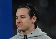 Thauvin reste prudent concernant son futur à Lens thauvin reste prudent concernant son avenir à lens, évoquant ses réflexions et les possibles décisions à venir.