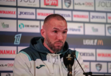 Le Havre : Digard souhaite prolonger l’aventure, mais des incertitudes planent Didier Digard