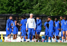 BUZZS : le vestiaire des Bleus fin prêt pour le grand défi le vestiaire des Bleus fin prêt pour le grand défi