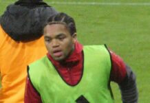 Liverpool veut prolonger Rio Ngumoha après sa performance en Ligue des Champions Rio Ngumoha